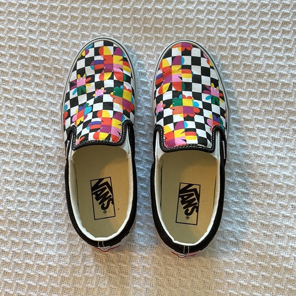 EUC Vans slip on retro floral checkered - Picture 5 of 6